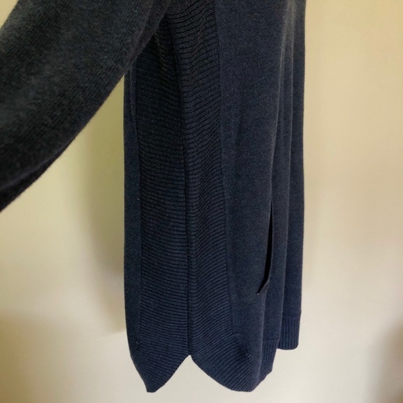 NWT Premise dark blue cashmere blend v-neck sweater size small - Picture 4 of 8